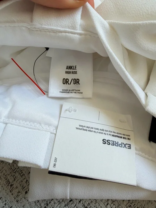 Express White / Ivory High Waisted Pant NWT Size 0R - Picture 2 of 6